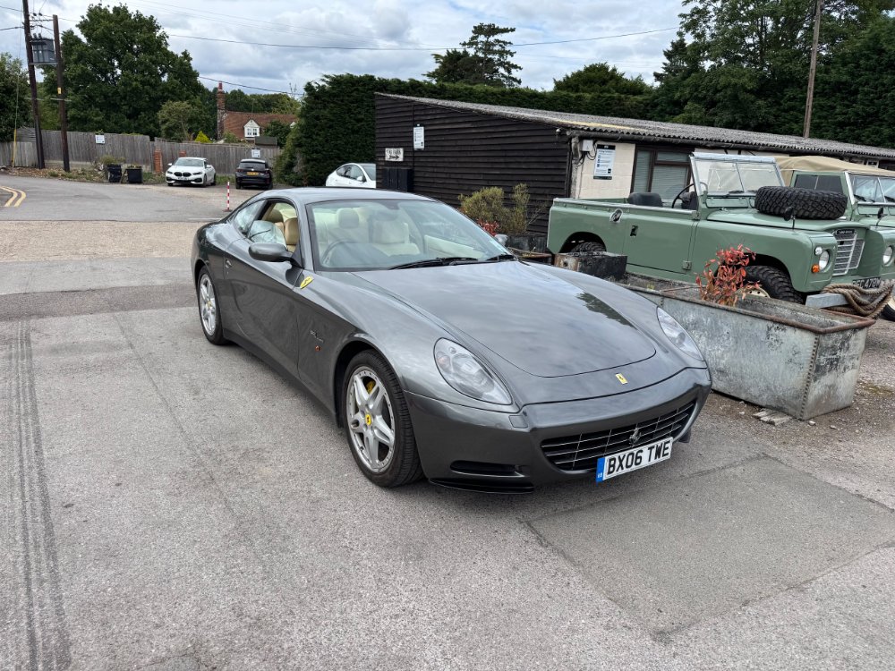 Ferrari 612 Scaglietti photograph 12