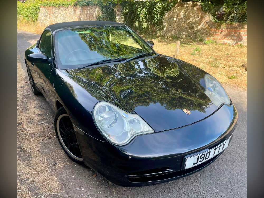 Porsche 911 photograph 5