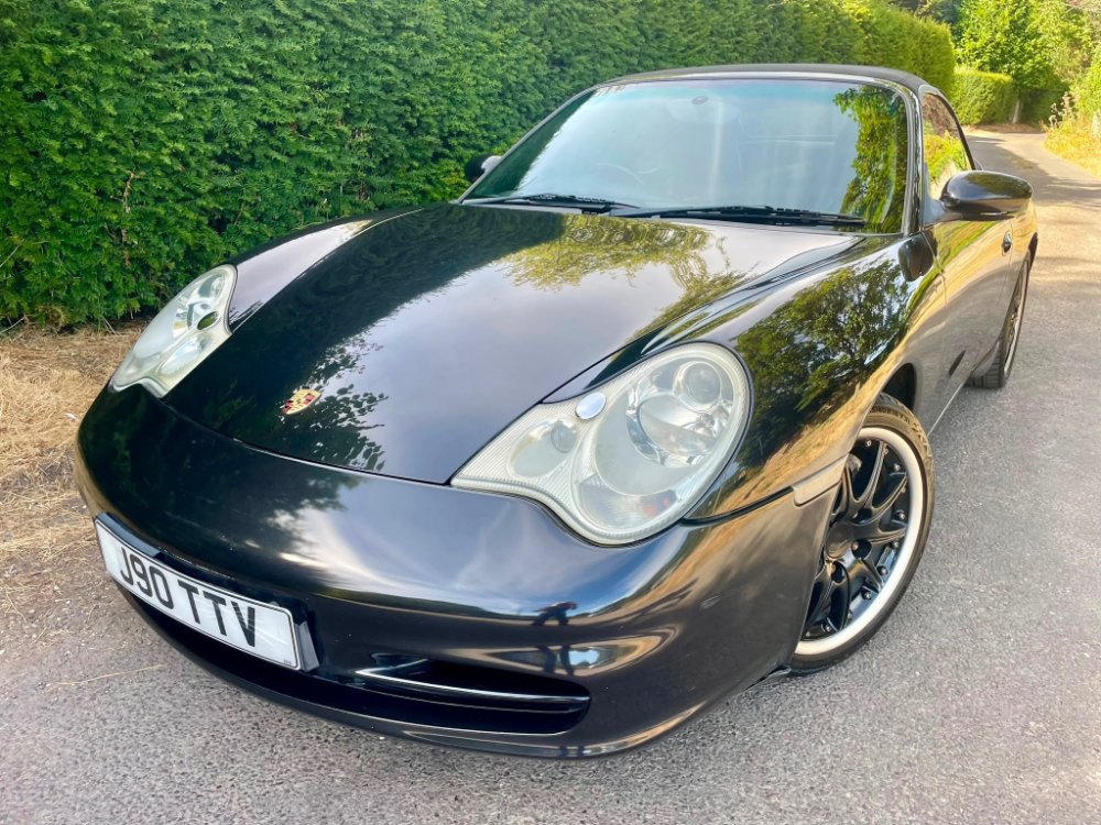 Porsche 911 photograph 9