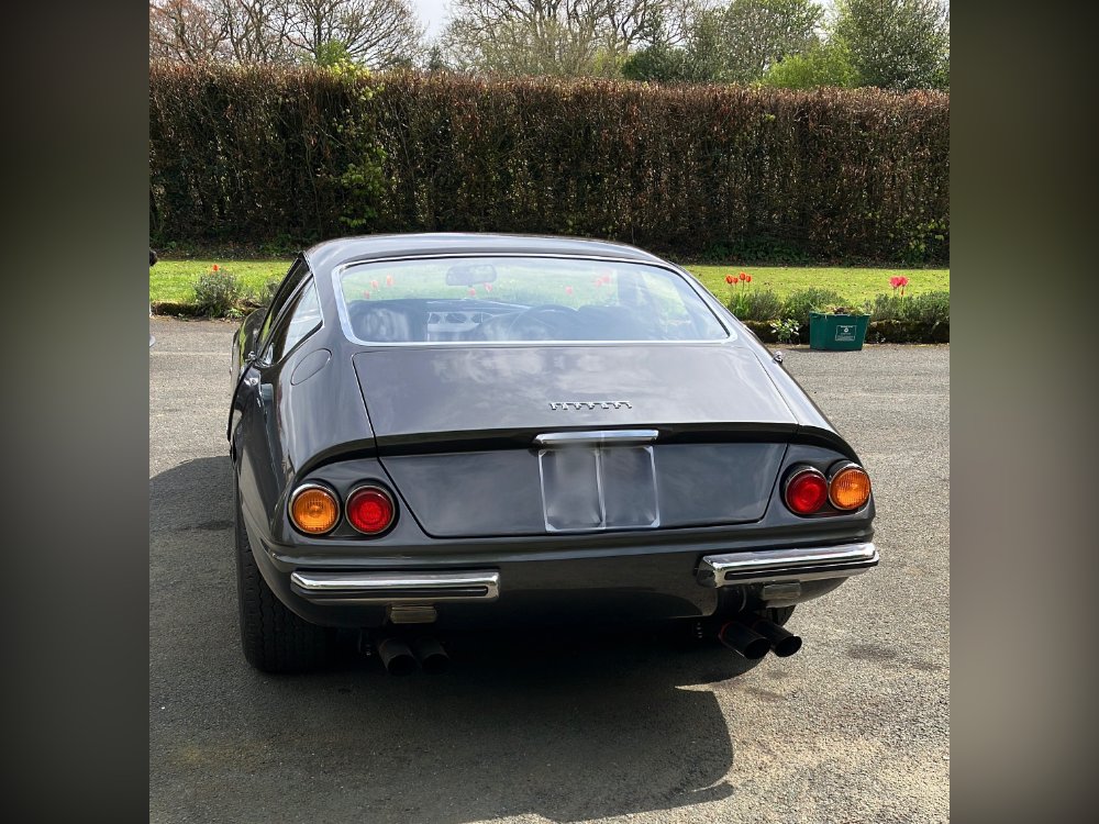 Ferrari Daytona photograph 30