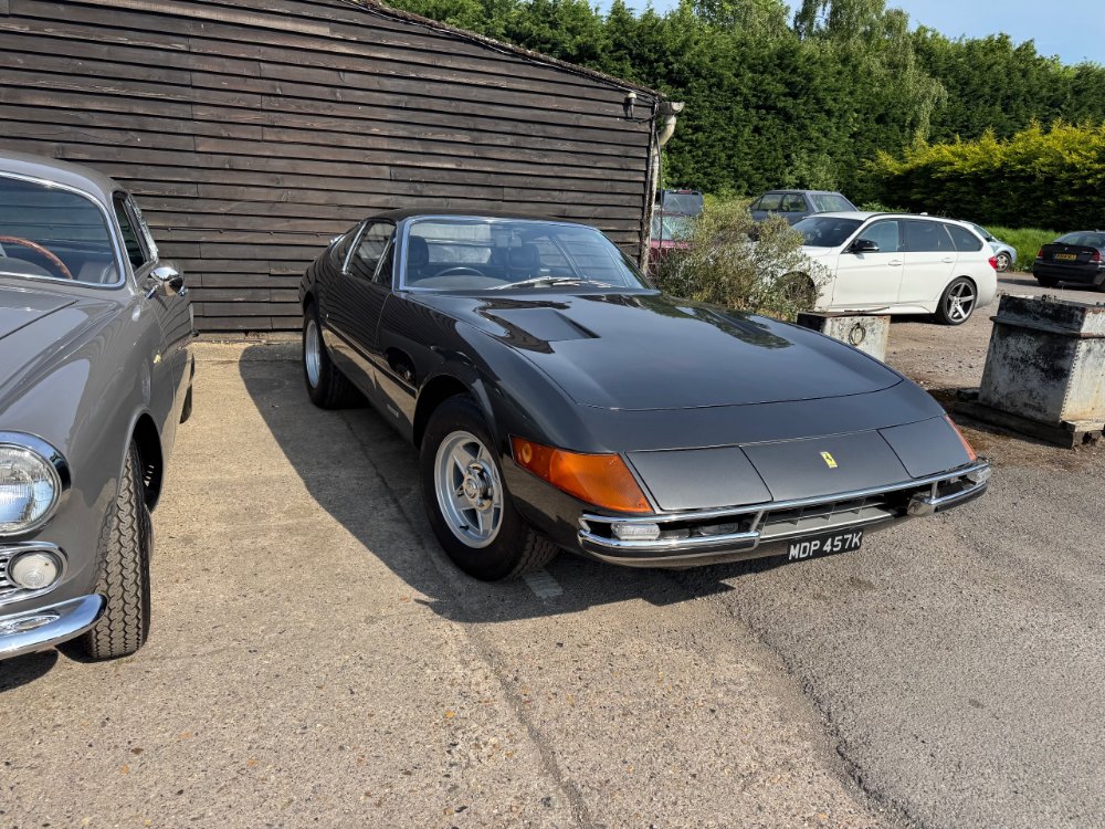 Ferrari Daytona photograph 36